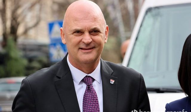 REZULTATI NISU OBJAVLJENI Stjepan Bošković proglasio pobjedu u Stocu