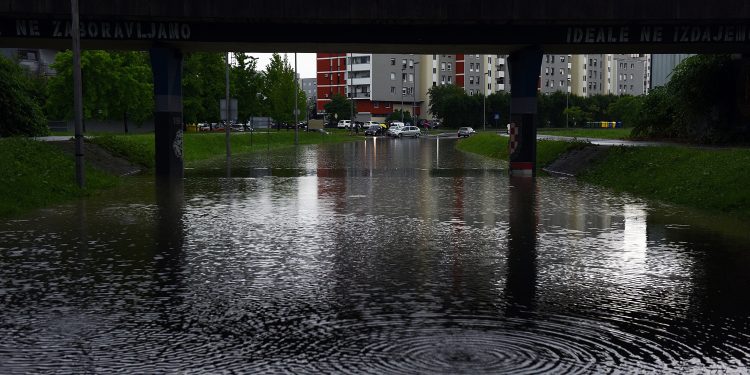 Razorni vodni val dolazi prema nama, u petak pogađa Zagreb: ‘Očekuje se uvođenje mjera obrane’