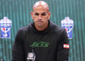 Robert Saleh dobio je OTKAZ od strane Jetsa nakon jadnog početka NFL sezone
