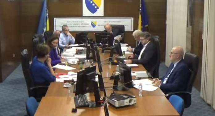 SIP: HSP-u BiH zbog ‘Za dom spremni’ rekordna kazna od 30.000 KM