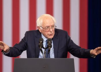 Sanders daje Harrisu savjet za kampanju — RT World News