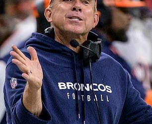 Sean Payton prekinuo šutnju o Joshu Reynoldsu nakon što je zvijezda Broncosa upucana u glavu napuštajući striptiz klub u Denveru