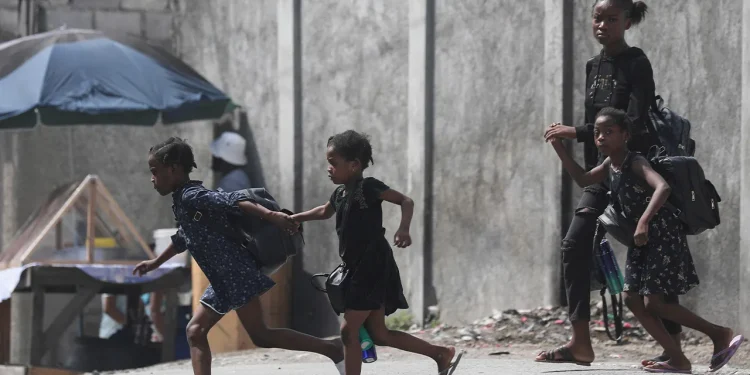 Situacija na Haitiju pogoršava se usred ‘akutnog nasilja’ dok UN-ova misija potpore posrće zbog nasilja bandi