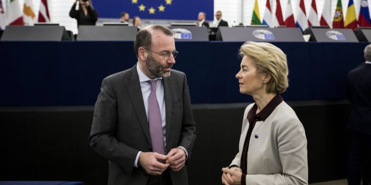 Skandal trese Europski parlament: Istraga za korupciju protiv najveće grupacije