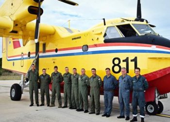 Hrvatski kanader gasi požar u Grčkoj!