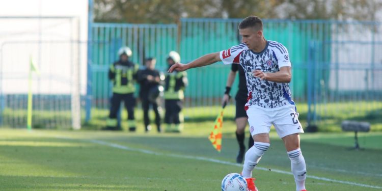 Sportske novosti – Biuk je bio konstantna napast, a jedan hajdukovac potpuno van utakmice, loš i nevidljiv