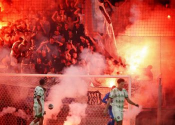 Sportske novosti – Debakl Rijeke zaključen na najgori način: UEFA Hrvate kaznila jednom od najtežih kazni u klupskoj povijesti