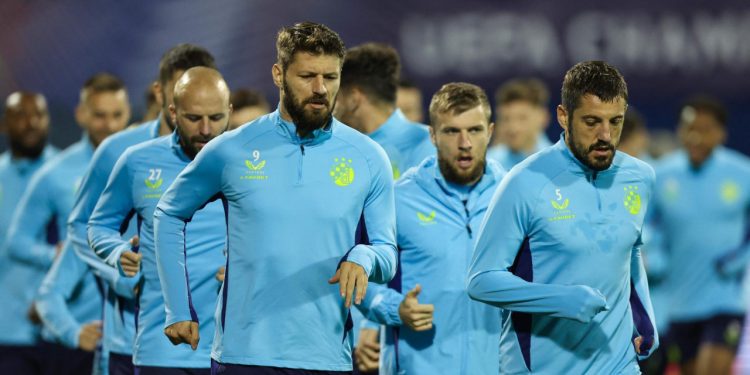 Sportske novosti – FOTO: Monaco bacio rukavicu Dinamu, evo što su Francuzi na hrvatskom jeziku poručili našem prvaku