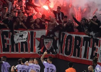 Sportske novosti – Incident na utakmici Ivana Jurića, igrači zgroženi: ‘Mogli su ubiti nekoga, tamo se nalaze i djeca…’