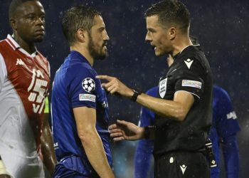 Sportske novosti – Jedan Modri oduševio Francuze, a drugi ih naljutio: ‘On je trebao biti isključen prije poluvremena’