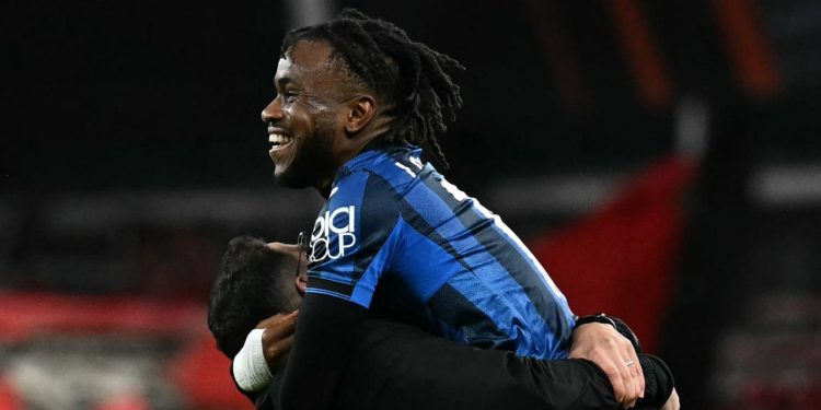 Sportske novosti – Junak Atalante u ekstazi: ‘Nevjerojatan osjećaj!’; Starog lisca zateklo pitanje o statui: ‘Ne budite smiješni’