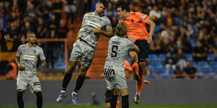 Sportske novosti – Lociran je veznjak, novi stranac bi uskoro mogao stići u SHNL, iduća dva tjedna bit će ključna