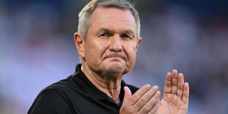 Sportske novosti – Matjaž Kek diplomatski preskočio škakljivo pitanje. Što se navijača Rijeke tiče, nije niti trebao odgovoriti