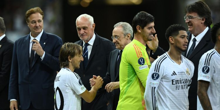 Sportske novosti – Modrić digao na noge 70 tisuća ljudi, Pérez ostao bez riječi: ‘Nevjerojatno! Kao dečko od 20 godina’