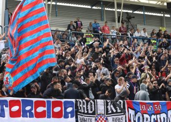 Sportske novosti – Ogromna navala za Hajduk, za 10 minuta planule sve ulaznice. Stadion će biti rasprodan