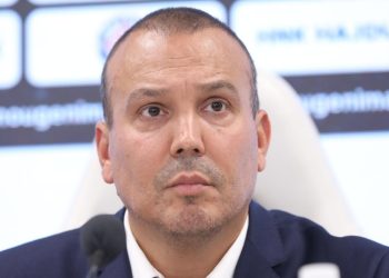 Sportske novosti – Sportski direktor Hajduka nestao iz javnosti. Dva igrača su mu sad apsolutni prioritet