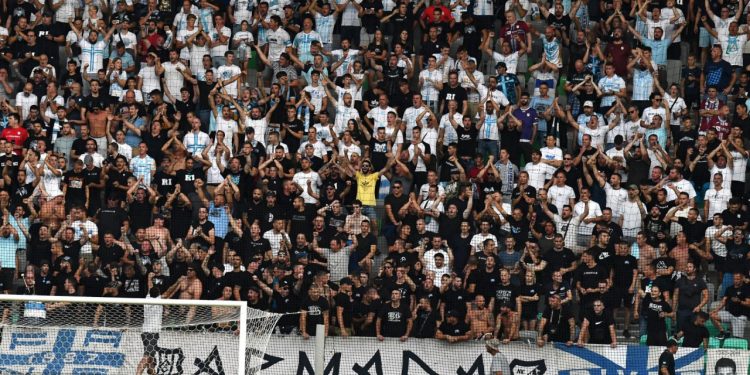 Sportske novosti – VIDEO: Navijači Rijeke iz sveg glasa pjevali ozloglašenu pjesmu i vrijeđali Marka Livaju