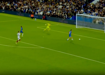 Sportske novosti – VIDEO: Sramotan trenutak Chelseajevog pojačanja, pogledajte promašaj o kojem će se pričati