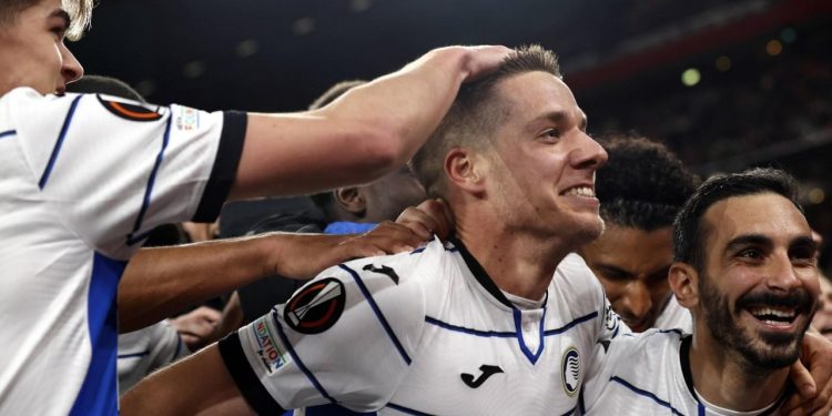 Sportske novosti – Vatreni ima priliku srušiti 60 godina staro prokletstvo: Uništili su Liverpool, a sad ih čekaju