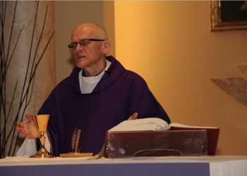 Svećenik progovorio: ‘Najavila je potrese koji će potresti cijelu Zemlju’