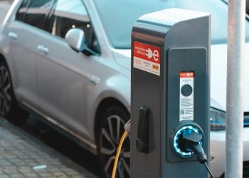 Svjetska potražnja za električnim automobilima posustaje. Evo što najviše odbija potencijalne kupce