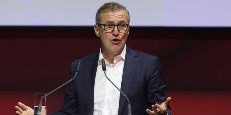 Svjetsko klupsko prvenstvo u Bayernu: “Plaće se ne mogu isplaćivati ​​sa sofe…”