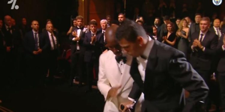 Trenutak kada je Rodri dobio Zlatnu loptu