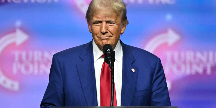 Trump izjavljuje da Harrisova kampanja ‘implodira’ u skupu usmjerenom na smanjenje poreza u Vegasu: ‘toliko vodi’