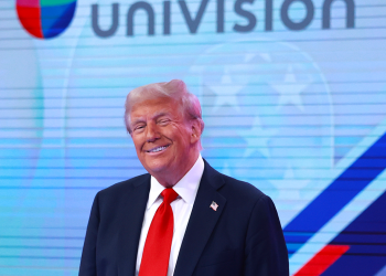 Trump kritizira Harrisa zbog ilegalne imigracije tijekom gradske vijećnice za glasanje Latinoamerikanaca: Hispanjolci su ‘najviše protiv’