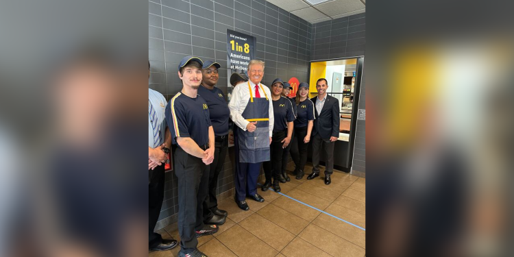 Trump pravi krumpiriće u Pennsylvania McDonald’su: ‘Sada sam radio 15 minuta više od Kamale’