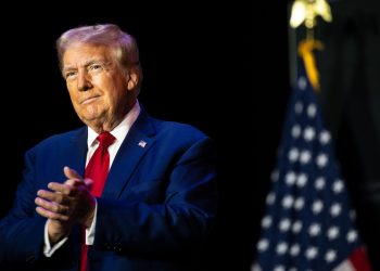 Trumpovi odvjetnici tvrde da se optužbe Jacka Smitha za opstrukciju odbace pozivajući se na odluku Vrhovnog suda ‘Fischer’