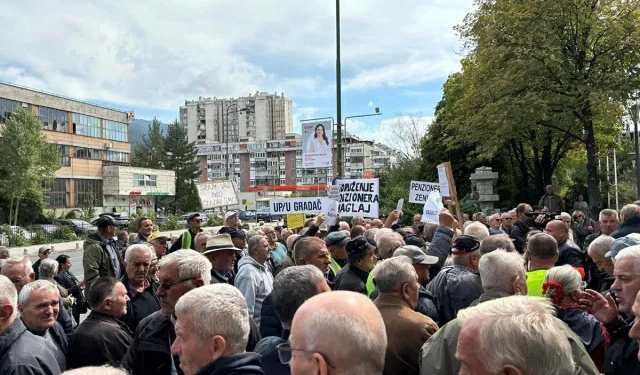 UMIROVLJENICI NE ODUSTAJU ‘Tražimo da se jednokratna pomoć isplati do kraja listopada’