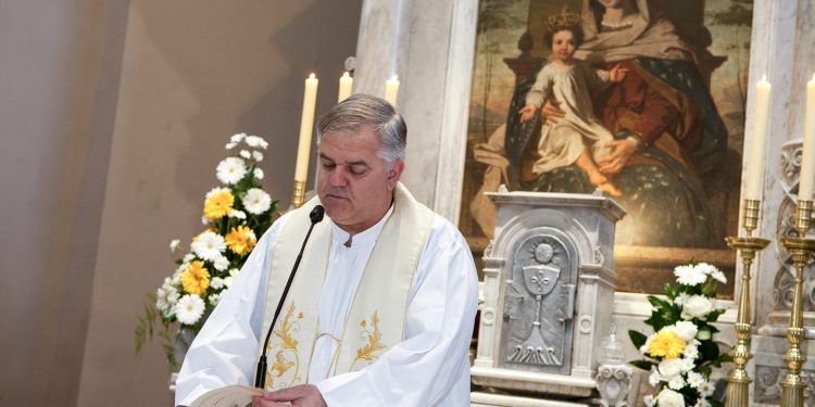 Umro brat Ive Sanadera: ‘Don Vinko, počivao u miru’