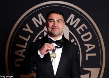 Unutar trenutka kliznih vrata od milijun dolara koji je zamalo zauvijek promijenio život dobitnika Dally M Jahromea Hughesa