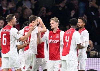 Vatreni i ekipa nakon moćne pobjede obasipani hvalospjevima: ‘Oprali su parket s njima‘