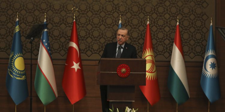 Zajedničko latinično pismo za pet država: Utjecaj Turske