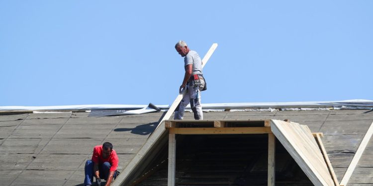 Zanimljiva financijska alternativa: Je li isplativije biti zanatlija ili studirati?