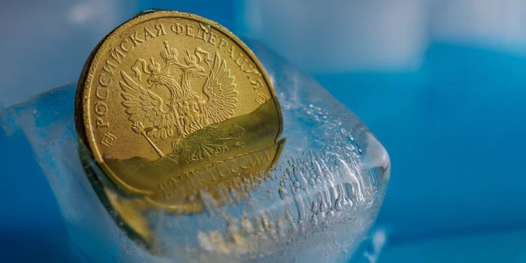 Zapad krade milijarde Rusiji – ministar — RT Rusija i bivši Sovjetski Savez