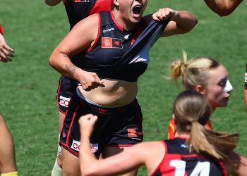 Zvijezda AFLW-a ima svoj trenutak Nicky Winmar nakon što je okrutno trolirana na internetu – ali to nema nikakve veze s rasom