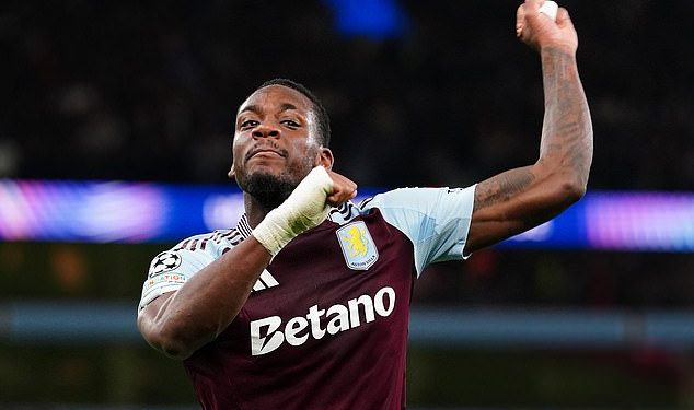 Zvijezda Aston Ville ‘uhvaćena u borbi za transfer dok se tri europska velikana, uključujući Manchester United, bore’ za talente u usponu