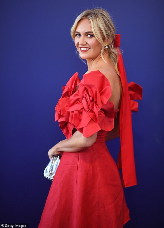 MELBOURNE, AUSTRALIA - NOVEMBER 05: Ariarne Titmus poses for a photo during 2024 Melbourne Cup Day at Flemington Racecourse on November 05, 2024 in Melbourne, Australia. (Photo by Wendell Teodoro/Getty Images)