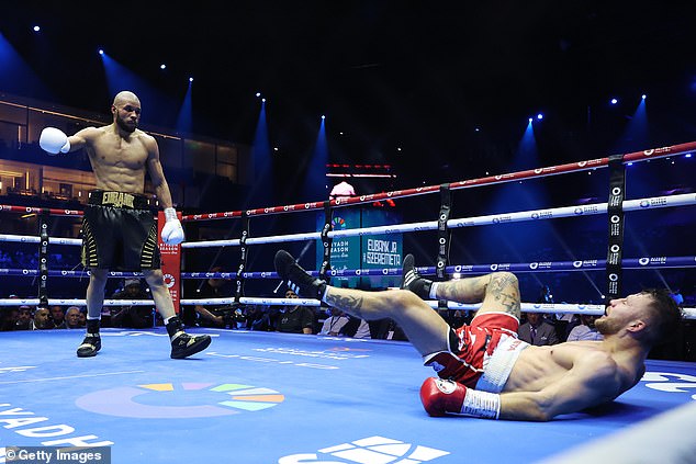 Eubank Jr je dominirao nad Kamilom Szeremetom kada je iznudio prekid u sedmoj rundi u Saudijskoj Arabiji