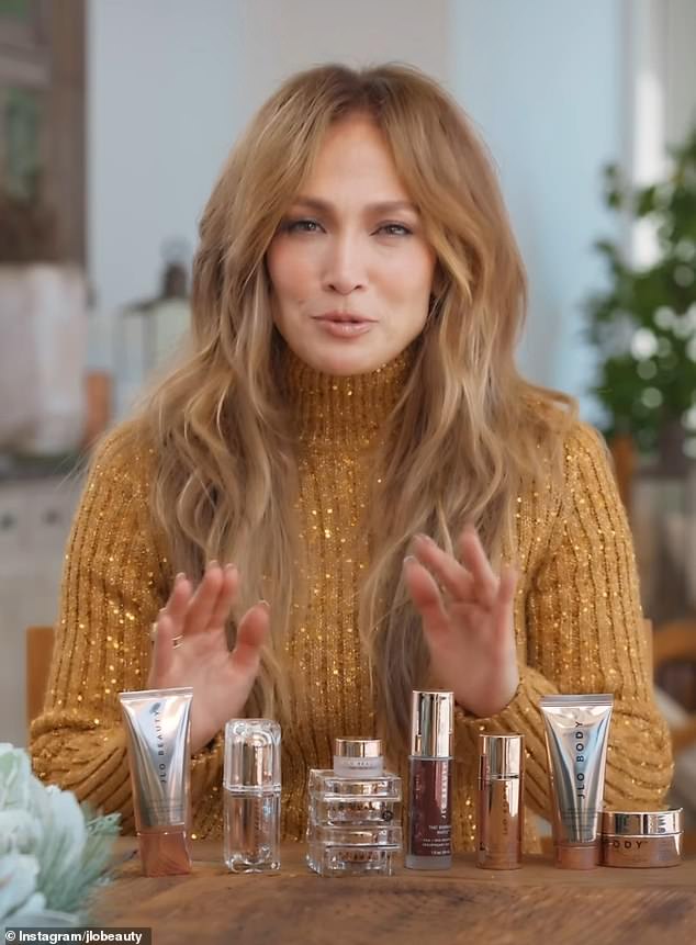 J-Lo je prvi put pokrenula svoju suradnju s HydraFacialom 2021., s nizom proizvoda za pružanje njezinog legendarnog sjaja kroz patentiranu tehnologiju brenda