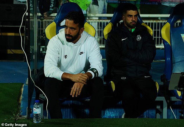 Fernandes (desno) je Amorimov pouzdani bočni udarac kojeg se uspoređuje s Joseom Mourinhom