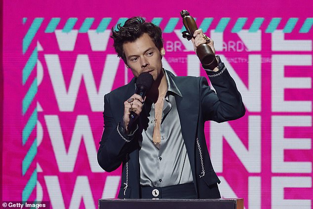 Organizatori dodjele Brit Awards traže od birača da probude lekcije o raznolikosti 'svjesnog glasanja' prije otvaranja birališta sljedeći mjesec (Harry Styles na slici 2023 BRITs)