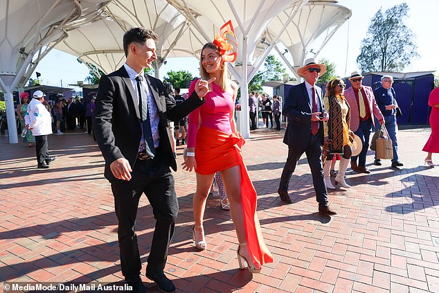 Huge crowds have descended on Flemington Racecourse ahead of the 164th staging of the Melbourne Cup at 3pm on Tuesday