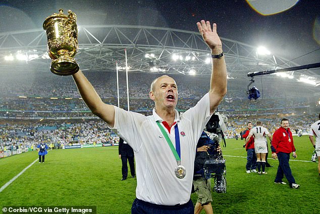 Sir Clive Woodward nedavno je prisustvovao blistavoj gala večeri u čast engleske momčadi koja je osvojila Svjetsko prvenstvo u ragbiju 2003.