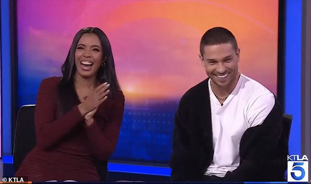 Joey Essex podijelio je vrlo koketni razgovor s TV voditeljem u jezivom chatu u ponedjeljak kada je inzistirao na tome da je on 'materijal za muža'