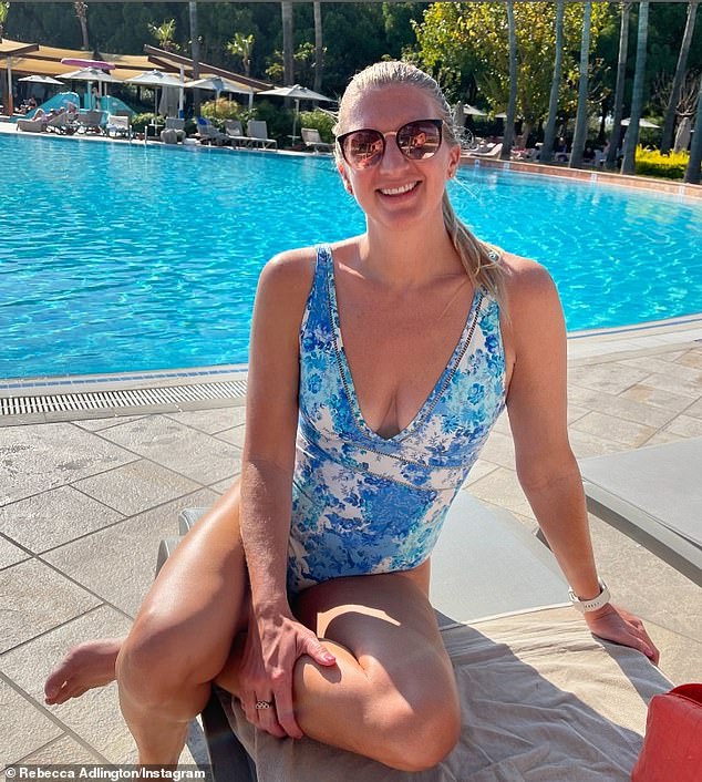 Podijelila je svoju fotografiju u kupaćem kostimu tijekom vikenda, pokazujući svoju atletsku građu u plavom kroju