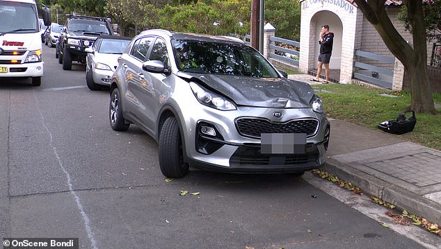 Kia je izgledala lošije zbog istrošenosti nakon incidenta. Na slici